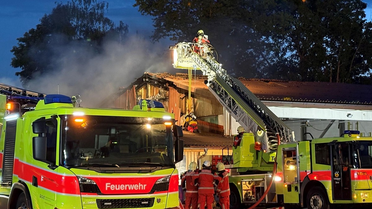Flugplatz-Speck-in-Fehraltdorf-ZH-ist-nach-einem-Brand-geschlossen