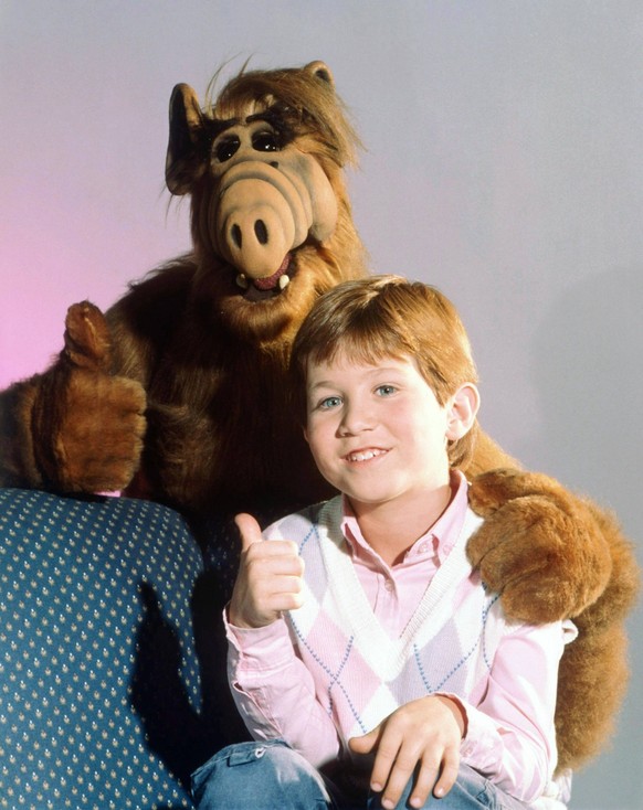 ALF, from left: Alf, Benji Gregory, 1986-1990, Alien Productions/courtesy Everett Collection Courtesy Everett Collection ACHTUNG AUFNAHMEDATUM GESCH