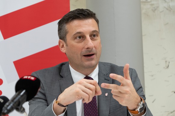 Jacques Gerber, Regierungsrat Jura, informiert am Mittwoch, 14. Dezember 2022 in Delsberg ueber das Ergebnis des Konsultationsverfahrens zwischen der British American Tobacco (BAT) und der Belegschaft ...