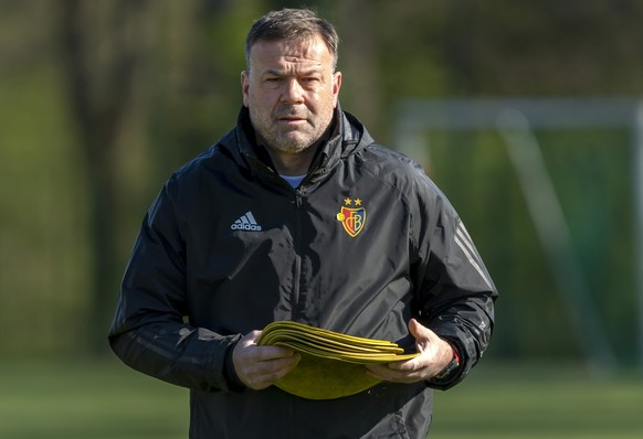 Basels neuer Cheftrainer Patrick Rahmen beim Training mit der ersten Mannschaft des FC Basel 1893 in Basel, am Donnerstag, 8. April 2021. (KEYSTONE/Georgios Kefalas)