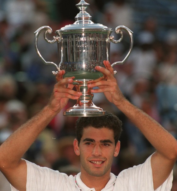 Sampras triumphiert 1995 beim US Open zum dritten Mal und tritt 1996 als Titelverteidiger an. 