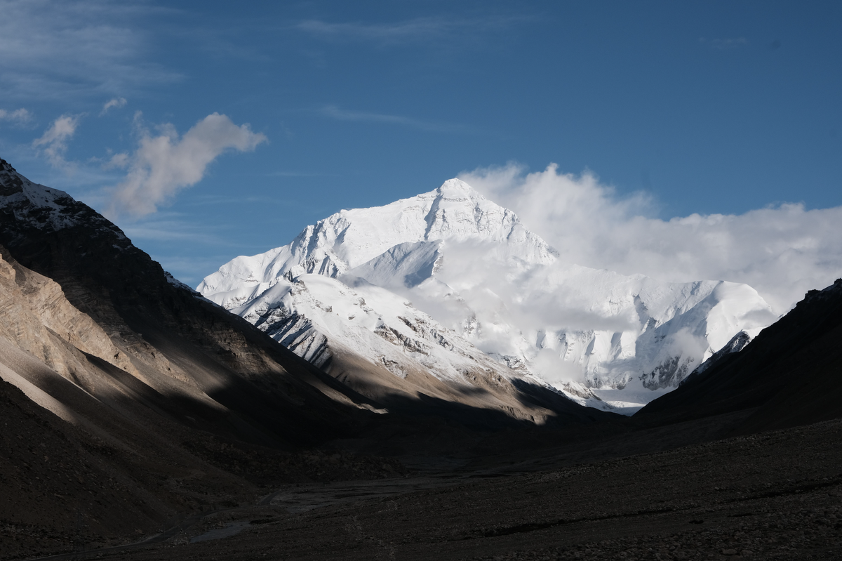 RECORD DATE NOT STATED A beautiful view of the snowy mount Everest *** einer Schönes Ansicht des der Verschneite Reittier Everest 15099938
