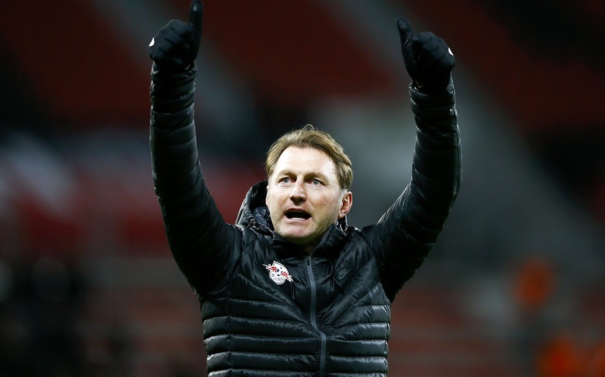 Football Soccer - Bayer Leverkusen v RB Leipzig - German Bundesliga - BayArena , Leverkusen, 18/11/16 Leipzig&#039;s coach Ralph Hasenhuettl after the match. REUTERS/Wolfgang Rattay DFL RULES TO LIMIT ...