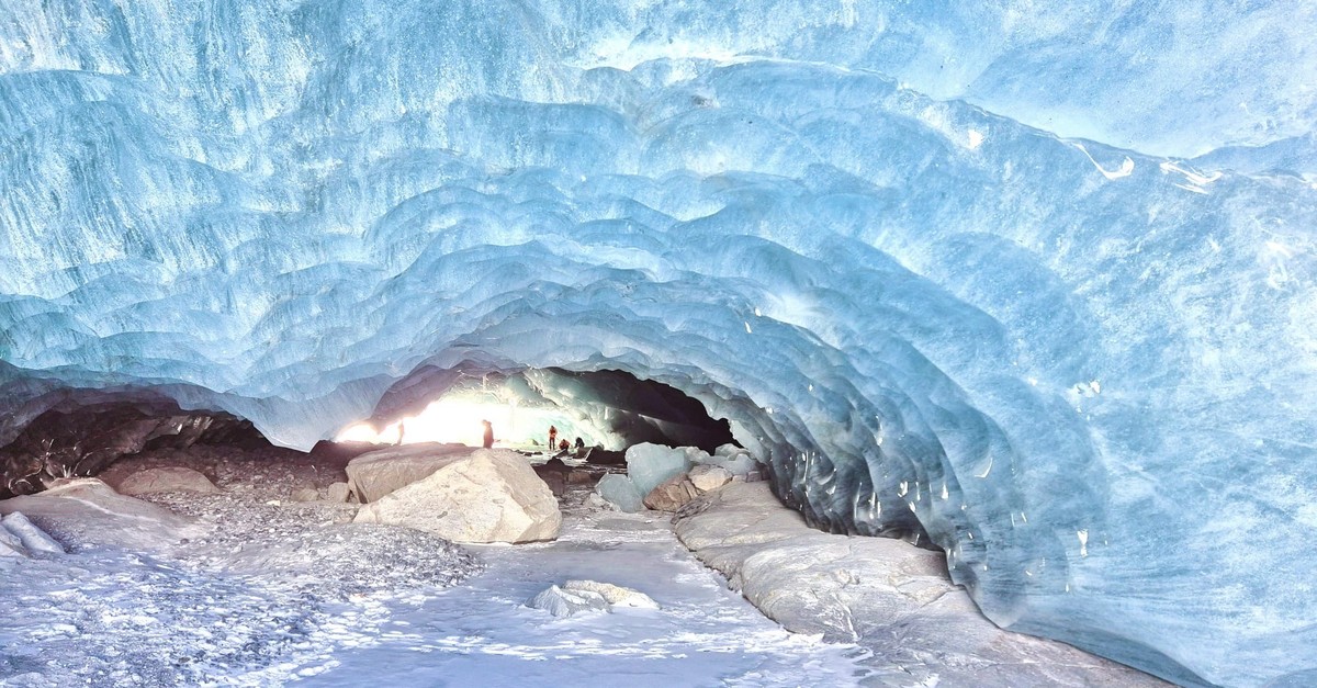 das-ist-mit-dieser-grandiosen-gletschergrotte-passiert