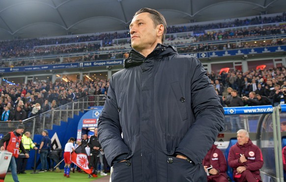 epa05596667 Frankfurt&#039;s head coach Nico Kovac during the German Bundesliga soccer match between SV Hamburg and Eintracht Frankfurt at the Volksparkstadion stadium in Hamburg, Germany, 21 October  ...