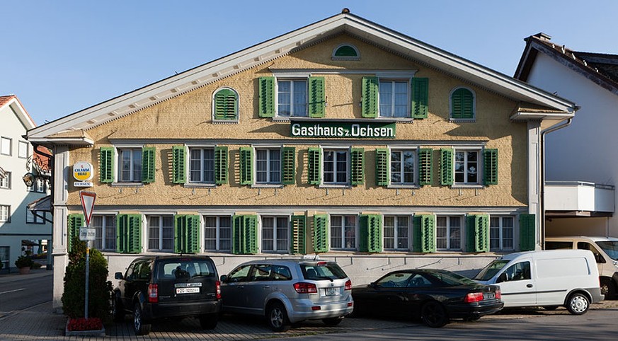 Wegen ihm soll der Zuger Denkmalschutz abgesetzt werden: Der Ochsen in Oberägeri.&nbsp;