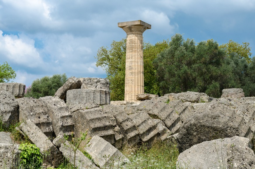 Von der ehemaligen Pracht des Zeustempels in Olympia ist kaum mehr was übrig.