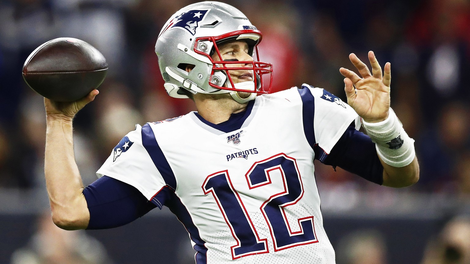 epa08300834 (FILE) - New England Patriots quarterback Tom Brady passes the ball in the first half of the NFL American Football game between New England Patriots and the Houston Texans in Houston, Texa ...