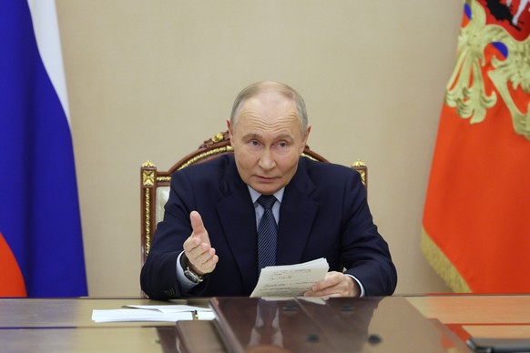 epa11735092 Russian President Vladimir Putin holds a meeting with the Defense Ministry leadership and representatives of the defense industry, in Moscow, Russia, 22 November 2024. Putin announced a su ...