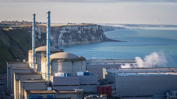 epa10357110 The French utility EDF&#039;s Penly Nuclear Power Plant during a media visit in Petit-Caux, near Dieppe, France, 09 December 2022. EPA/CHRISTOPHE PETIT TESSON