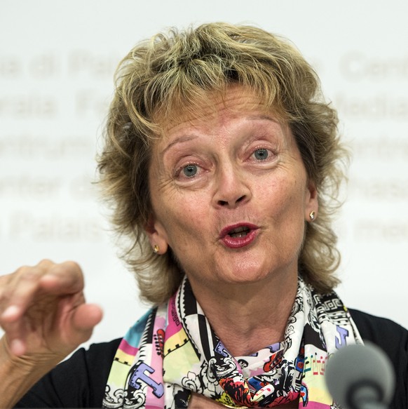 Eveline Widmer-Schlumpf Bundesraetin Eveline Widmer-Schlumpf aeussert sich an einer Medienkonferenz ueber die Volksinitiative