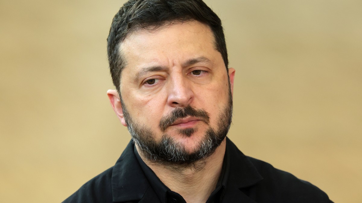 epa13308414 President of Ukraine Volodymyr Zelensky attends the second day of a two-day European Council summit in Brussels, Belgium, 16 October 2026. European Union (EU) heads of state and government ...