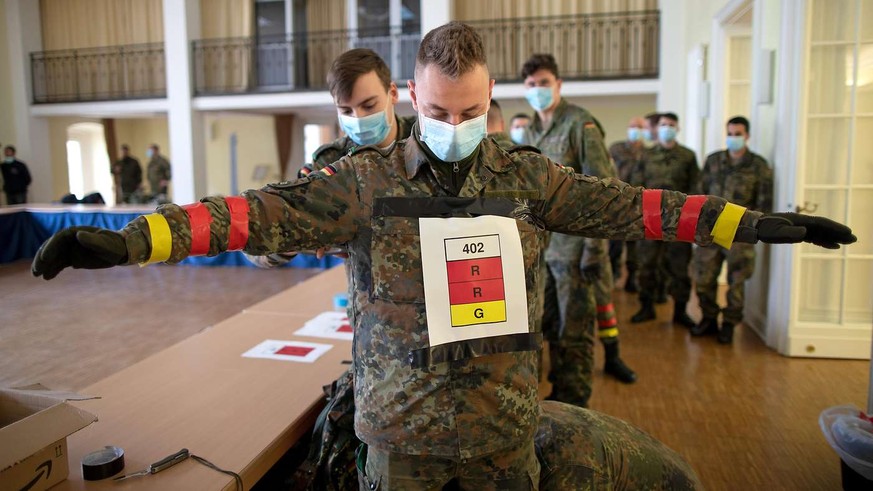 Deutsche Soldaten als Versuchskaninchen: Die neue App wird intensiv getestet, bevor sie in ersten Ländern zum Einsatz kommen soll.