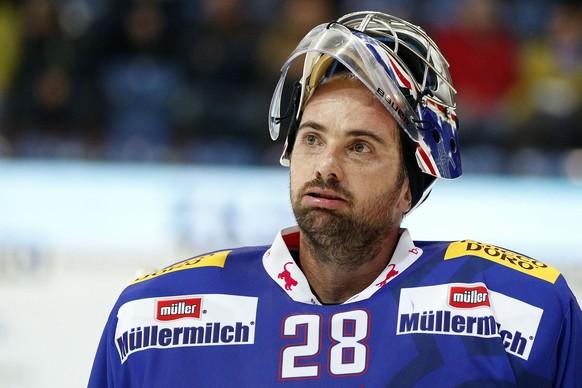 Martin Gerber sah bei der blamablen Leistung von Kloten gegen die Lakers schlecht aus.