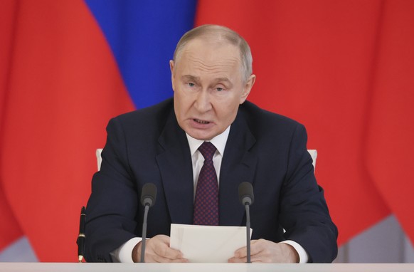 epa12083267 Russian President Vladimir Putin delivers his statement during a signing documents ceremony with Chinese President Xi Jinping at the Kremlin in Moscow, Russia, 08 May 2025 Russia will mark ...