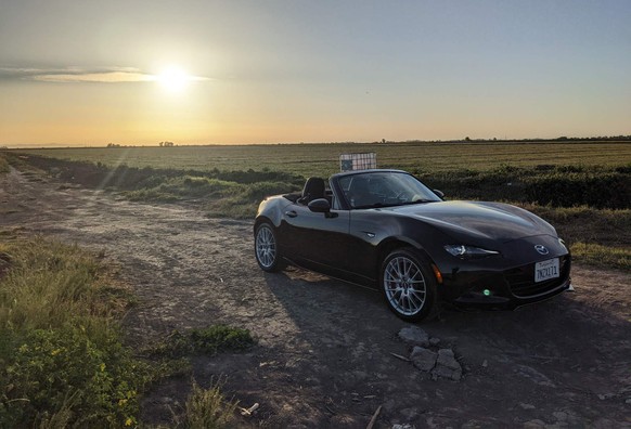 mazda rx-7 miata auto motor design sportwagen https://felixwong.com/gallery/images/m/mazda-miata-turo-rental-004.jpg