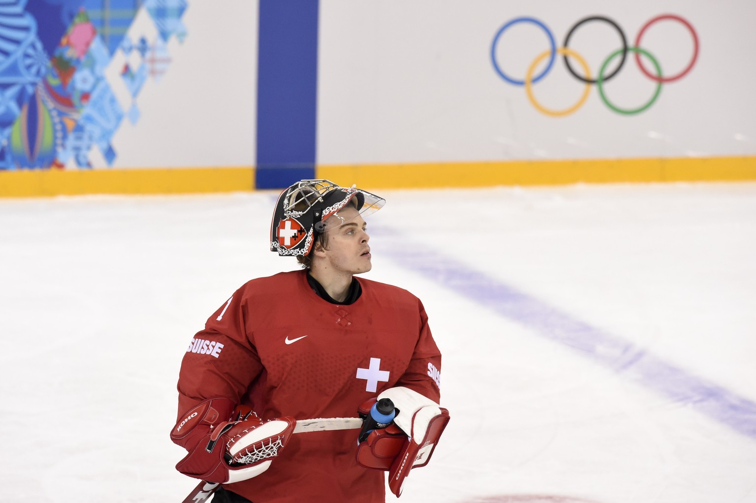 ZUR MELDUNG, DASS JONAS HILLER BEIM EHC BIEL UHNTERSCHRIEBEN HAT, STELLEN WIR IHNEN AM DIENSTAG, 19. APRIL 2016, FOLGENDES ARCHIVBILD ZUR VERFEUGUNG - Switzerland&#039;s goaltender Jonas Hiller during ...