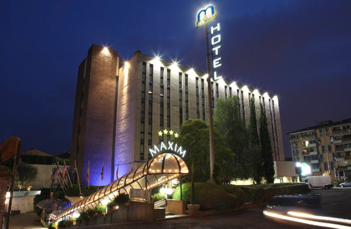 Das Hotel beherbergte zum Zeitpunkt der Evakuierung rund 300 Personen.