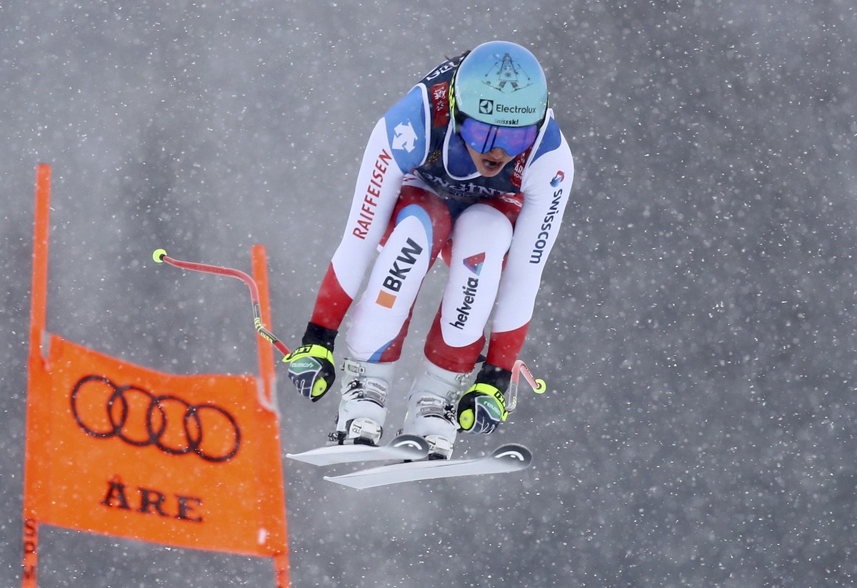 Switzerland's Wendy Holdener speeds down the course during the downhill portion of the women's combined, at the alpine ski World Championships in Are, Sweden, Friday, Feb. 8, 2019. (AP Photo ...