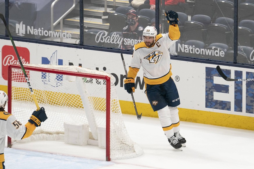 Roman Josi bejubelt seinen entscheidenden Treffer in der Verlängerung.