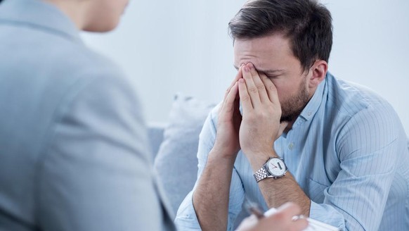 Psychotherapie Psychiater Psychologe Mann