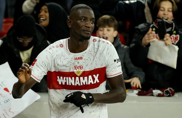 epa11039182 Stuttgart&#039;s Serhou Guirassy celebrates after scoring the 2-0 goal during the German Bundesliga soccer match between VfB Stuttgart and FC Augsburg in Stuttgart, Germany, 20 December 20 ...