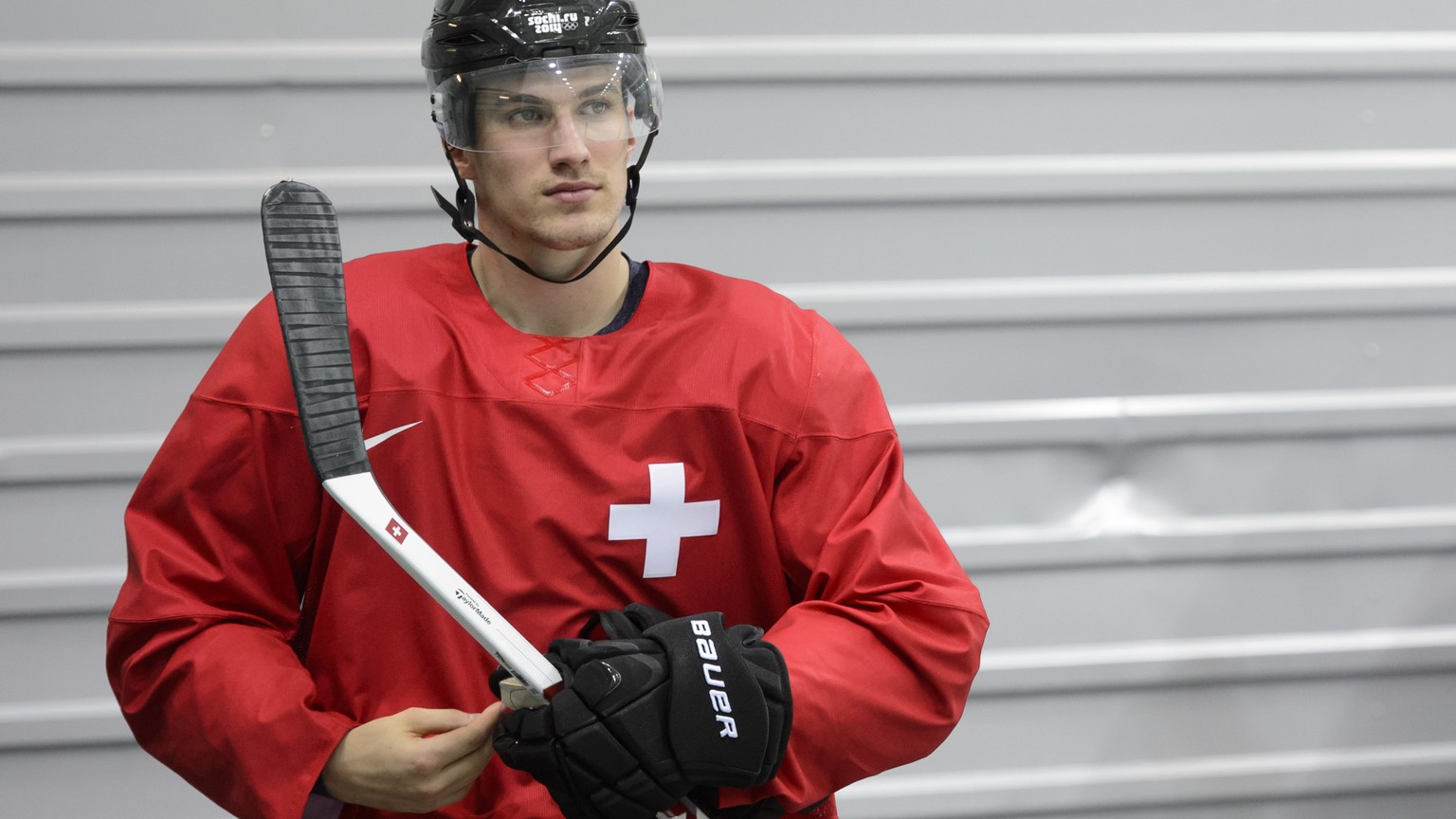 Switzerland&#039;s defender Roman Josi arrives for a training session of the Swiss men&#039;s national ice hockey team at the XXII Winter Olympics 2014 Sochi in Sochi, Russia, on Monday, February 10,  ...