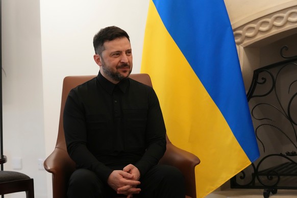 Ukraine's President Volodymyr Zelenskyy joins a meeting with his Cypriot counterpart Nikos Christodoulides at the presidential palace in Nicosia, Cyprus, Wednesday, Jan. 7, 2026. (AP Photo/Petros ...
