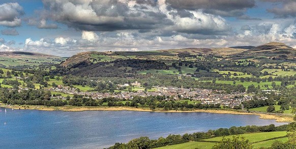 Heute beginnt die neue Champions-League-Saison – und in diesen «Arenen» wird gespielt
teilweise coole sachen dabei.... schaut nur wohin vaduz in der el quali darf