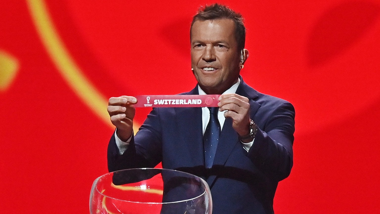 Lothar Matthäus zog das Los der Schweiz aus Topf 2.