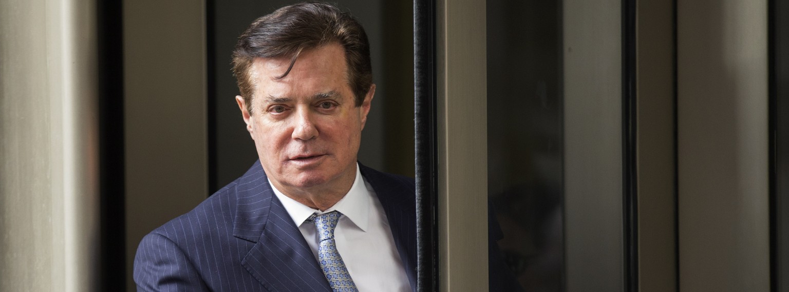 epa06963986 (FILE) - Former Trump campaign chairman Paul Manafort departs the federal court house after a status hearing in Washington, DC, USA, on 14 February 2018 (reissued 22 August 2018). Manafort ...