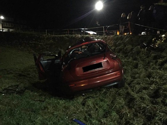 Autounfall in Charmey FR, 18.11.2016