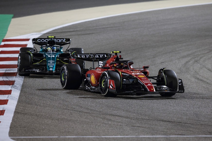 55 Carlos Sainz ESP, Scuderia Ferrari, 14 Fernando Alonso ESP, Aston Martin Aramco Cognizant F1 Team, F1 Grand Prix of Bahrain at Bahrain International Circuit on March 5, 2023 in Sakhir, Bahrain. Pho ...