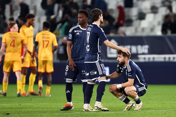 FC Girondins de Bordeaux v Quevilly-Rouen Metropole - Ligue 2 BKT 08 Issouf SISSOKHO fcgb - 30 Zuriko DAVITASHVILI fcgb during the Ligue 2 BKT match between Bordeaux and Rouen at Stade Matmut Atlantiq ...