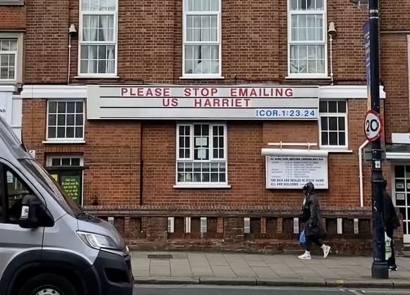 harriet richardson stop emailing us kirche london england https://www.instagram.com/hatsrichardson/