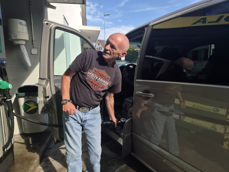 Marcel findet: Der Diesel ist zu teuer.