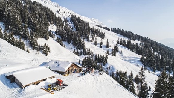 Freeride Bar Heimberg Rauszeit Skihütten Bergbeizli