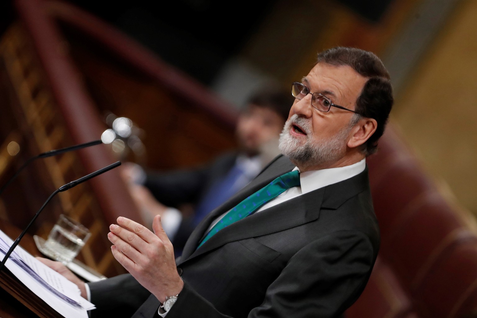 Für ihn wird es im Parlament immer ungemütlicher: Spaniens Minsterpräsident Mariano Rajoy.