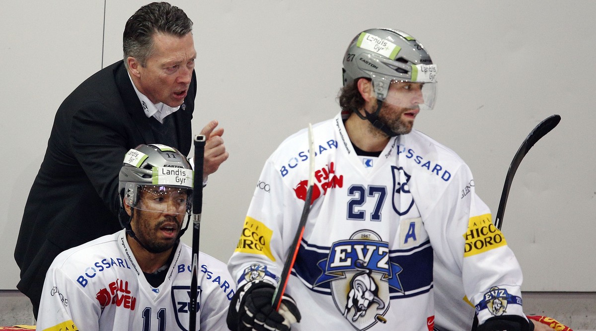 Wie lange muss EVZ-Coach Harold Kreis auf seinen Leader Holden (rechts) verzichten?