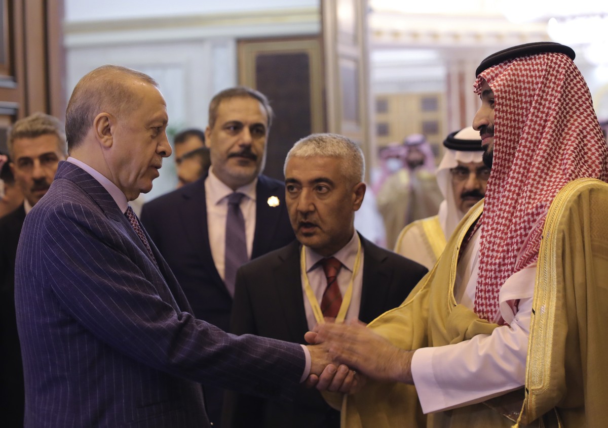 FILE - In this photo made available by the Turkish Presidency, Turkish President Recep Tayyip Erdogan, left, and Saudi Arabia's Crown Prince Mohammed bin Salman speak after their meeting in Jidda ...