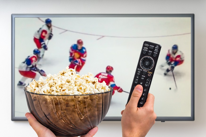 Eishockey TV Fernsehen Swisscom UPC MySports National League A Symbolbild Ice Hockey Kamera