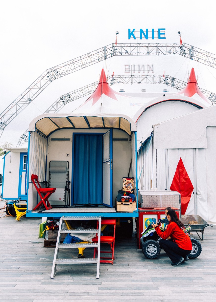 Fotostory im Zirkus Knie auf dem Sechseläutenplatz in Zürich am 24. Mai 2023.