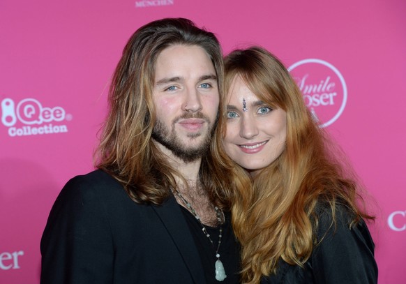 Gil Ofarim und Freundin Verena Brock Closer - Smile -Charity Gala im Hotel Vier Jahreszeiten Kempinski in Muenchen. *** Gil Ofarim and girlfriend Verena Brock Closer Smile Charity Gala in the Hotel Vi ...