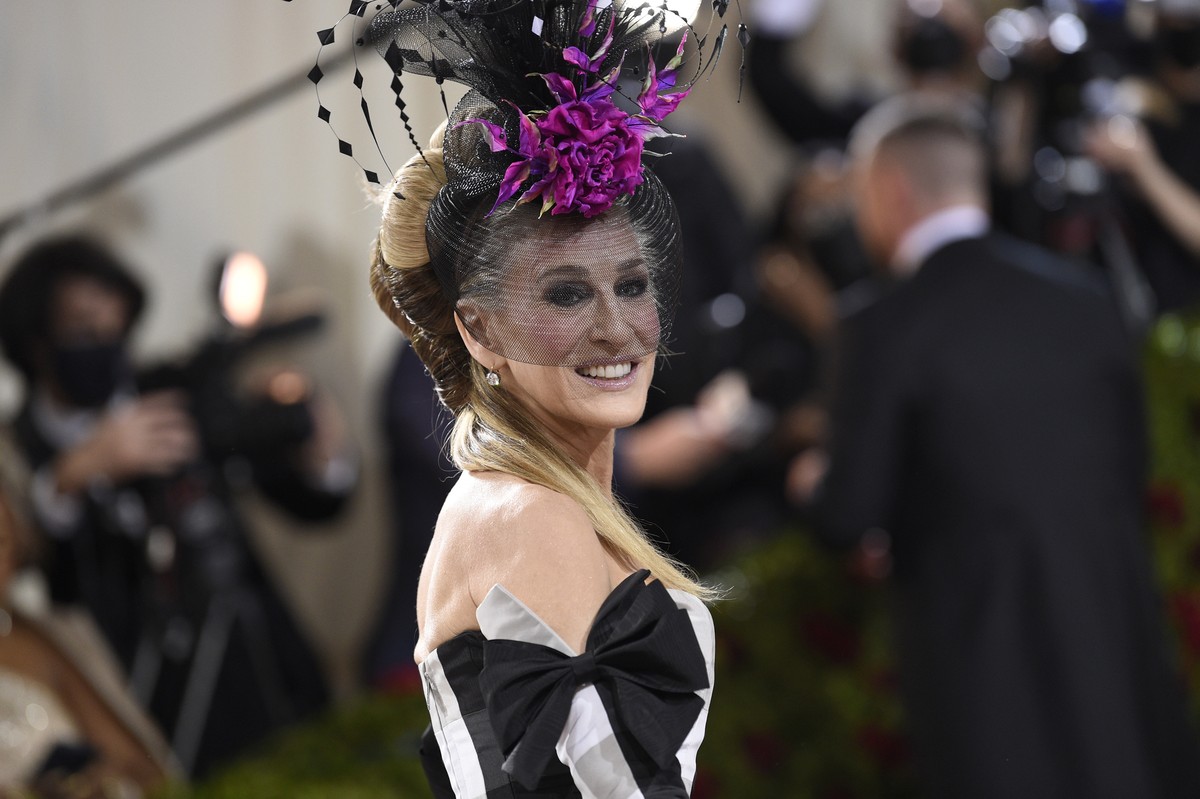 Sarah Jessica Parker attends The Metropolitan Museum of Art's Costume Institute benefit gala celebrating the opening of the "In America: An Anthology of Fashion" exhibition on Monday, M ...