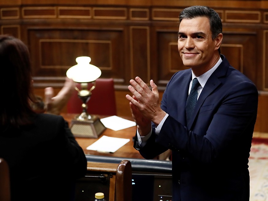 Pedro Sánchez ist beim ersten Versuch, Spaniens Regierungschef zu werden, gescheitert. Nun wird am Dienstag eine zweite Abstimmung stattfinden, bei der eine einfache Mehrheit genügt. Die Chancen stehe ...