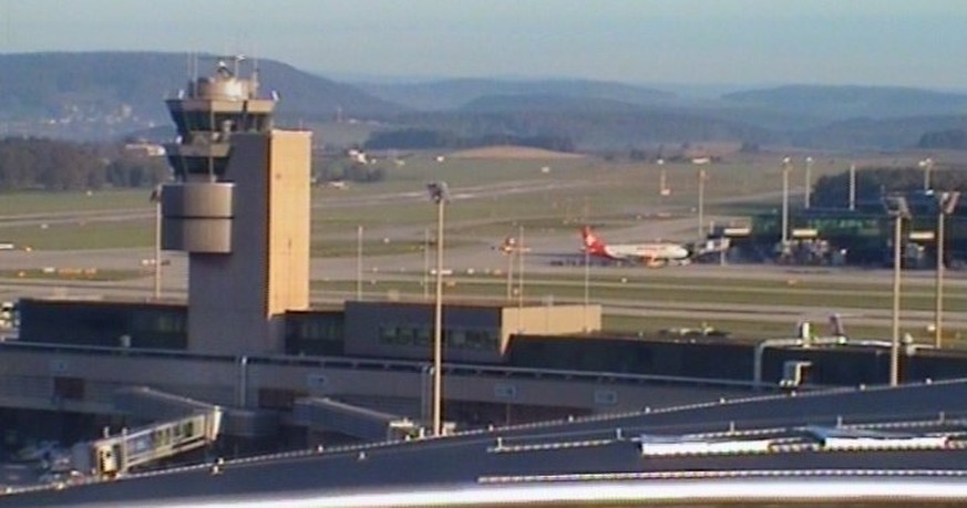 Erster Herbsttag am Flughafen Zürich (Livecam vom 7. September 2015).