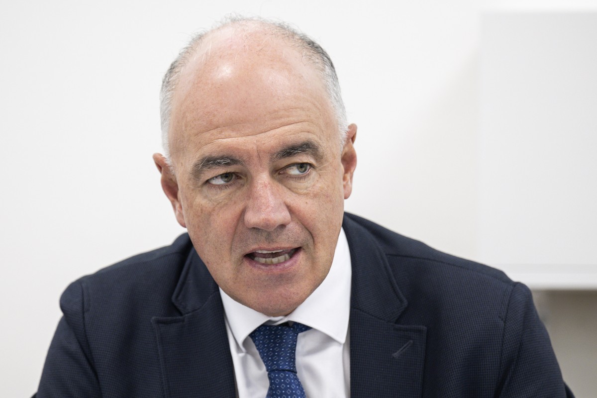 CAPTION CORRECTION: CORRECTS SPELLING FROM DARBELLEY TO DARBELLAY IN THE IMAGES OF TODAY'S MEDIA CONFERENCE OF THE EDK - Christophe Darbellay, Praesident von der Konferenz der kantonalen Erziehun ...