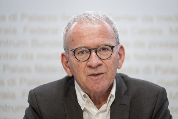 Adrian Lobsiger, Eidgenoessischer Datenschutz- und Oeffentlichkeitsbeauftragter, kommentiert den 30. Taetigkeitsbericht 2022/23 des EDOeB, am Dienstag, 27. Juni 2023 in Bern. (KEYSTONE/Alessandro dell ...