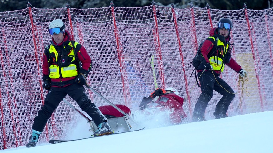 Slovakia&#039;s Petra Vlhova is carried down with a toboggan after falling during the first run of an alpine ski, women&#039;s World Cup giant slalom race, in Jasna, Slovakia, Saturday, Jan. 20, 2024. ...