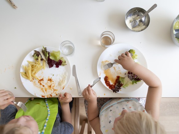 Ein �berparteiliches Komitee wirbt f�r Zustimmung am 27. September zum steuerlichen Abzug von Kinderdrittbetreuungskosten. (Symbolbild)